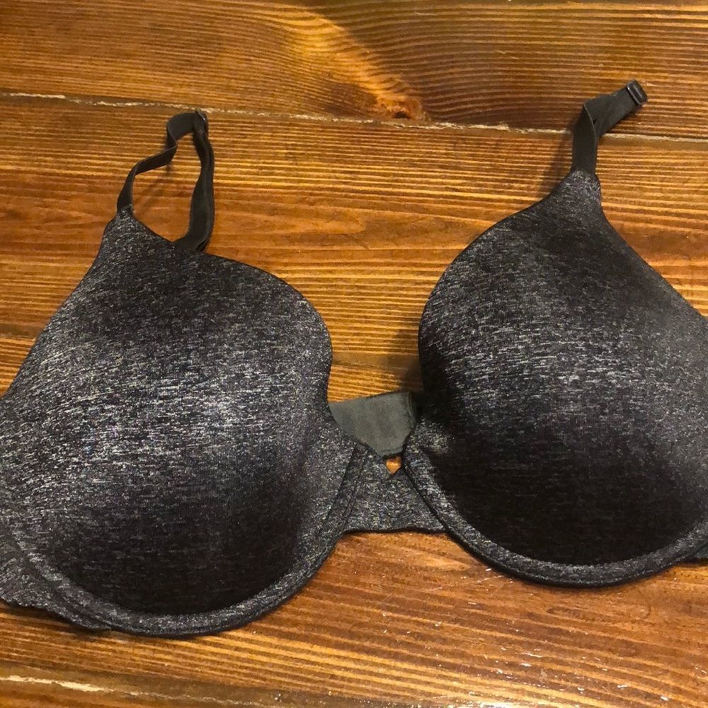 Victoria’s Secret Uplift Semi Demi Bra